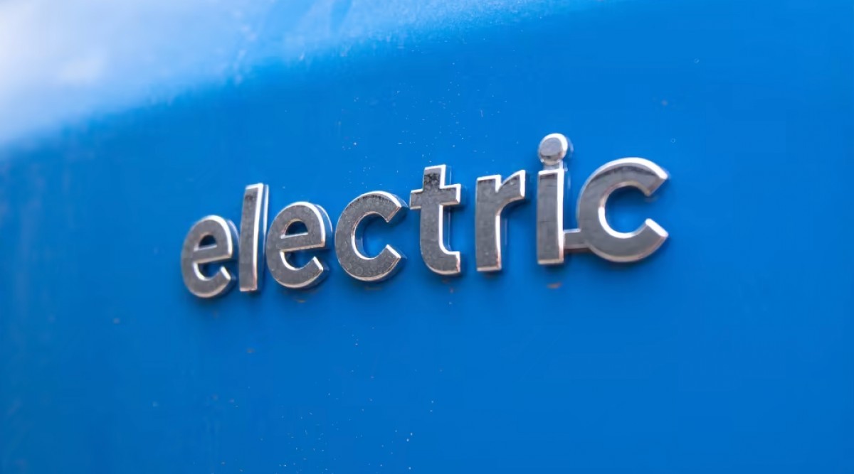 EU may tap the brakes on 2035 combustion engine ban