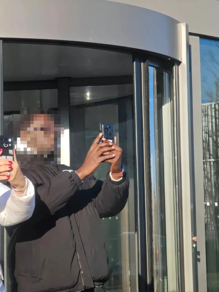 Xiaomi 17 Ultra spy shot