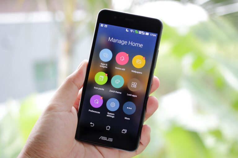 Android phone hand