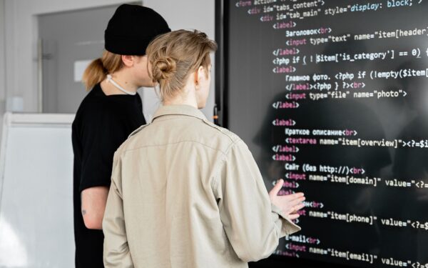 A calm guide to design handoff software that keeps designers and developers aligned