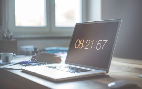 A calm guide to macOS notifications that actually help you get work done
