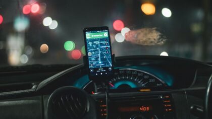 A calm guide to navigation apps: use your phone to get around without losing your mind
