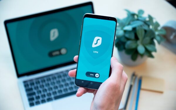 A calm guide to password managers: protect your accounts without making life complicated