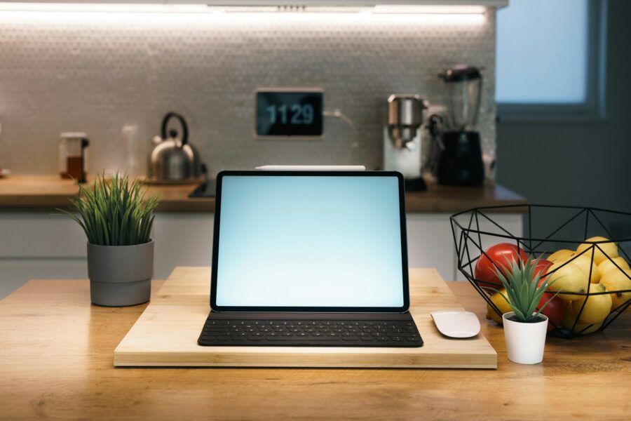 Smart speaker kitchen