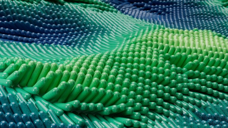 Adaptive textile close