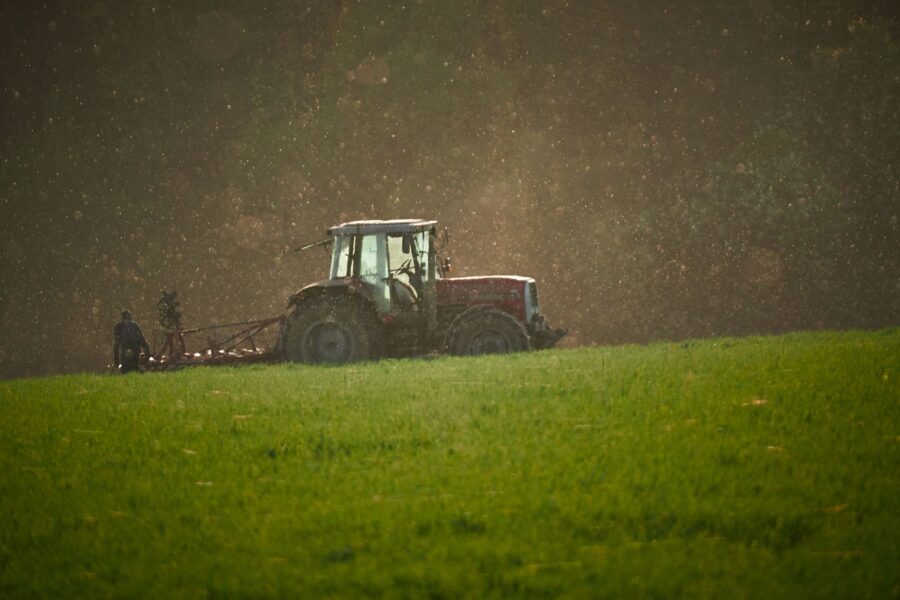Autonomous tractor field