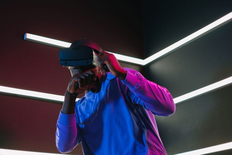 Mixed reality headset
