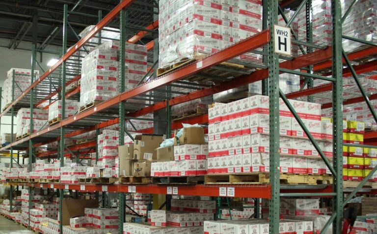 Refillable packaging system