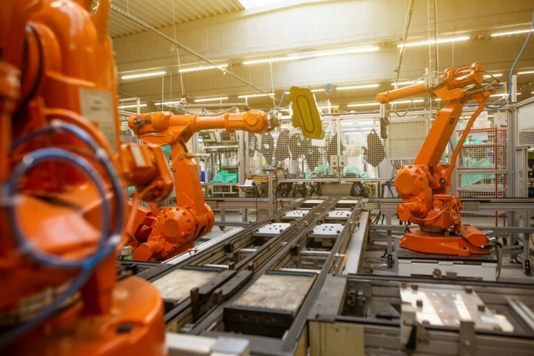 Robot arm interchangeable