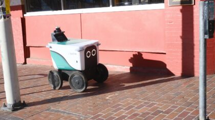 How sidewalk robots could quietly change local deliveries and city life