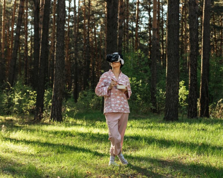 Soft wearable exosuit