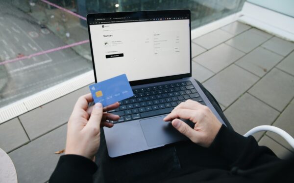 How to avoid fake shopping websites and stay safe when you buy online