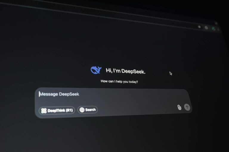 Close screen writing