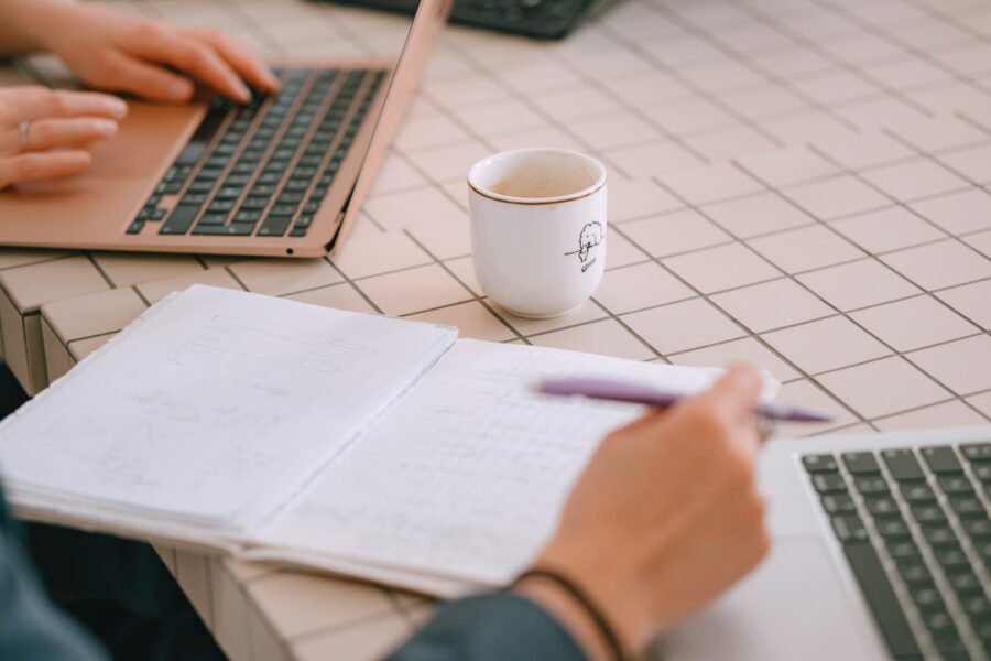 Laptop writing app