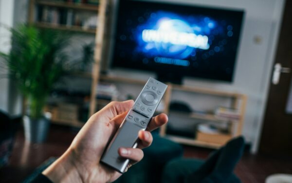 How to use a smart TV without spying on yourself: simple settings to review today