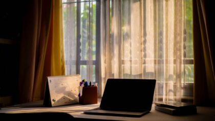 How to use AI desktop apps to create simple workflows that save you time