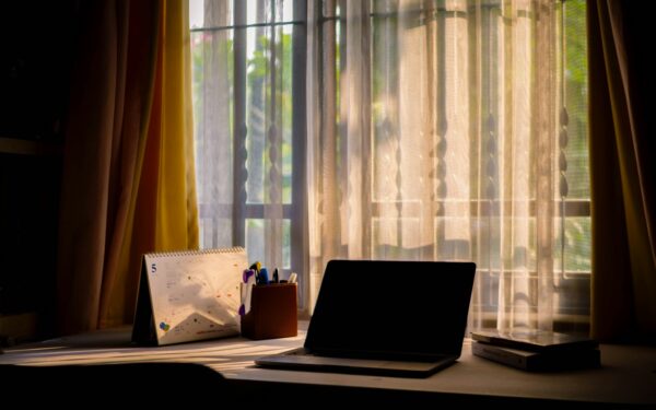 How to use AI desktop apps to create simple workflows that save you time
