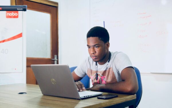 How to use AI for learning new skills without losing your own judgment