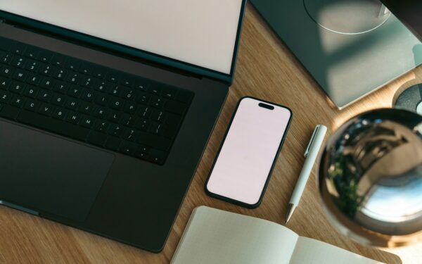 How to use AI in everyday life without losing your common sense