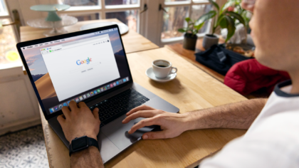 How to use AI in your browser to research faster without drowning in tabs