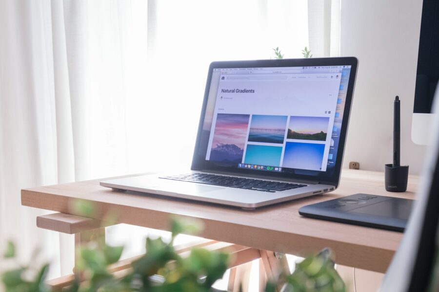 Laptop desk digital