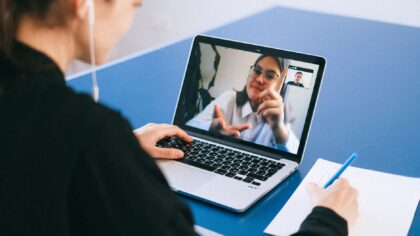 How to use AI transcription for meetings without risking privacy