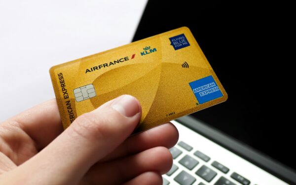 Simple guide to fake online stores: how to check if a shop is real before you pay