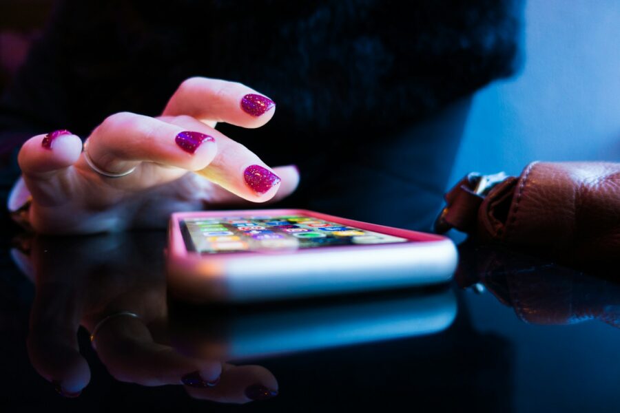 Online dating chat