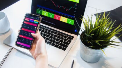 Simple password manager guide: why it helps and how to start with less stress