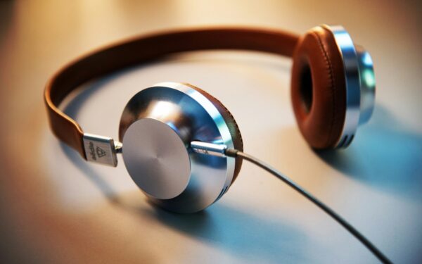 How to choose the best headphones for music, gaming and movies