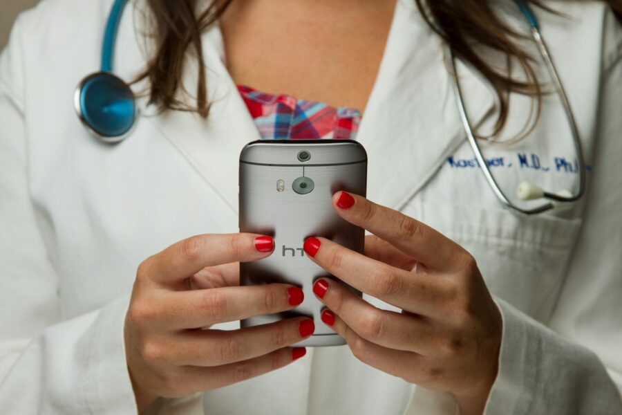 Digital therapeutics smartphone