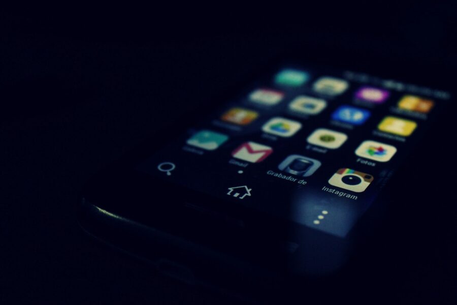 Smartphone desk android