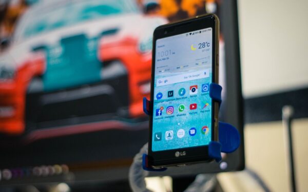 A calm guide to Android launchers: customise your home screen without breaking your phone