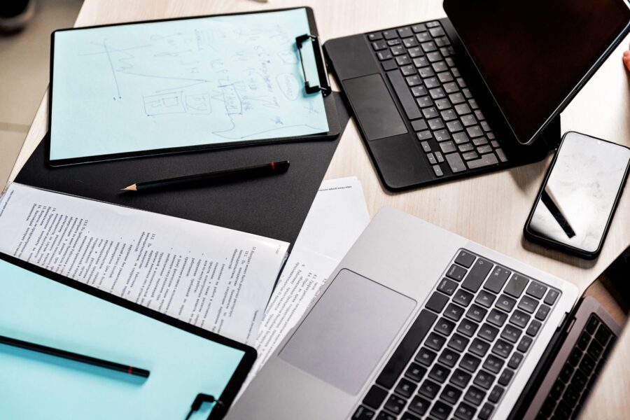 Laptop electronic signature