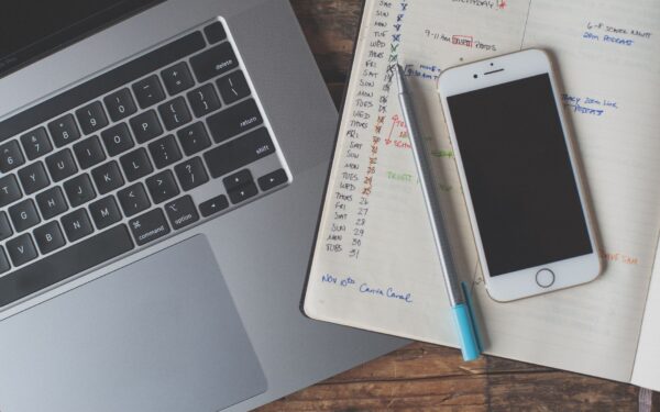 A calm guide to note-taking apps: capture ideas without creating more digital clutter