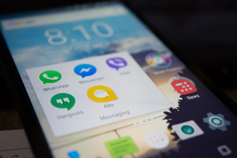 Android app permissions