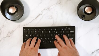 A simple guide to split keyboards: comfort, layout options and whether they are worth it
