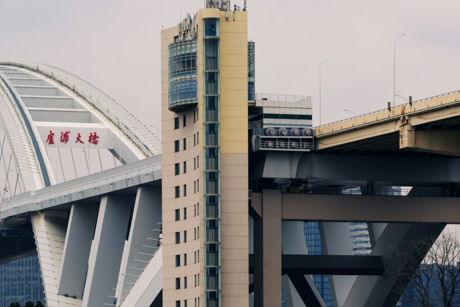 Modern bridge concrete