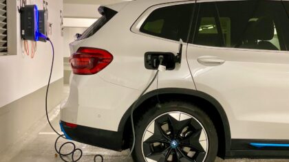 How solid-state batteries could reshape everyday devices and electric cars in the 2030s