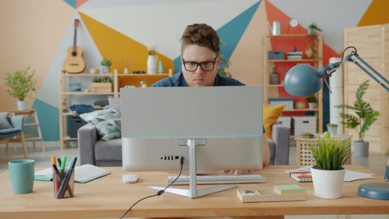 Person using glasses