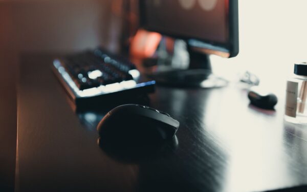 How to choose a computer mouse that fits your hand, work and gaming style