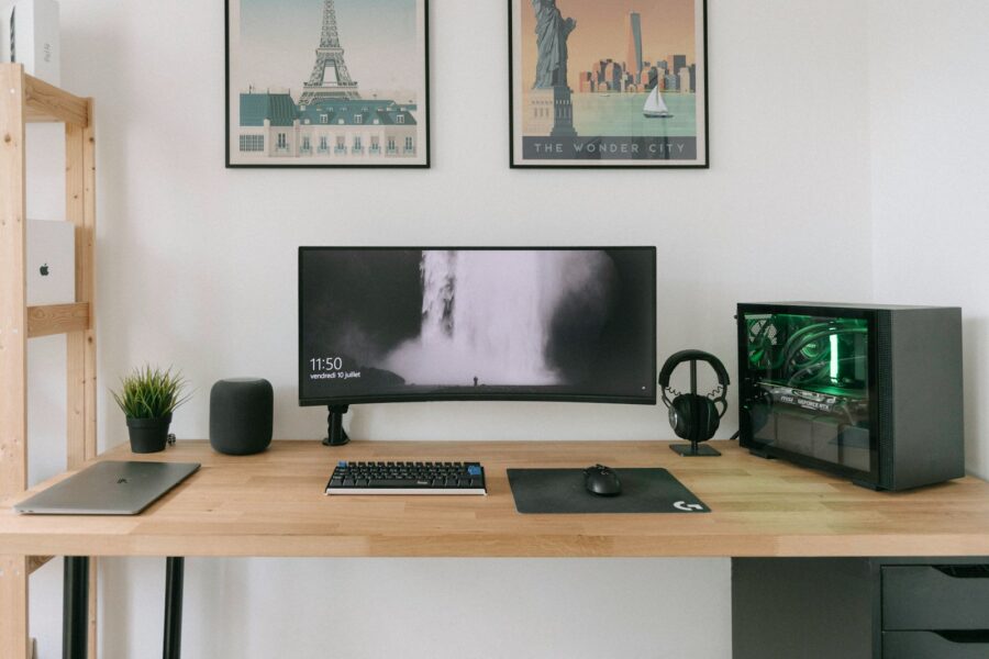 Desk external monitor