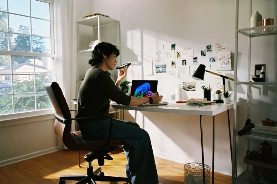 Laptop desk shared