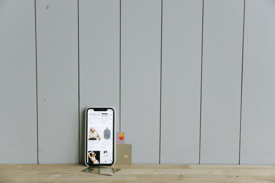 Online banking smartphone