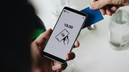 How to stay secure when using mobile banking and payment apps