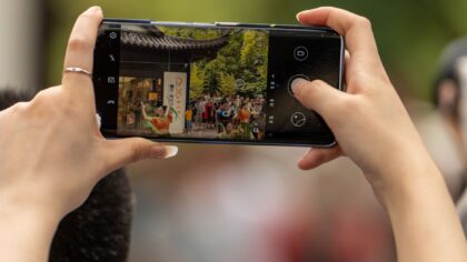 Phone camera zoom in real life: when to use it, when to avoid it, and how to get sharper shots