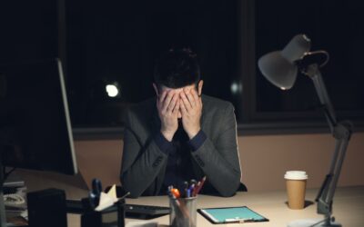 Simple guide to AI scams: how to spot fake chats, clones and “smart” frauds