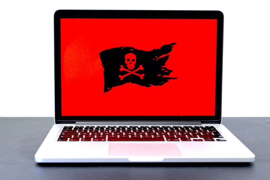 Laptop smartphone malware