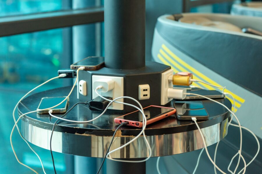 Usb charger multi
