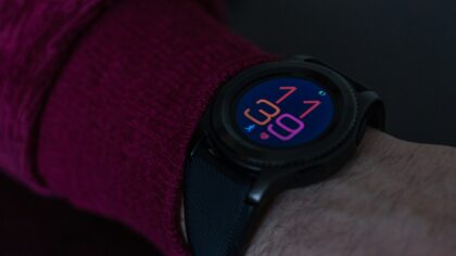 Wearable sleep tech for real life: what helps, what to skip and how to use the data wisely